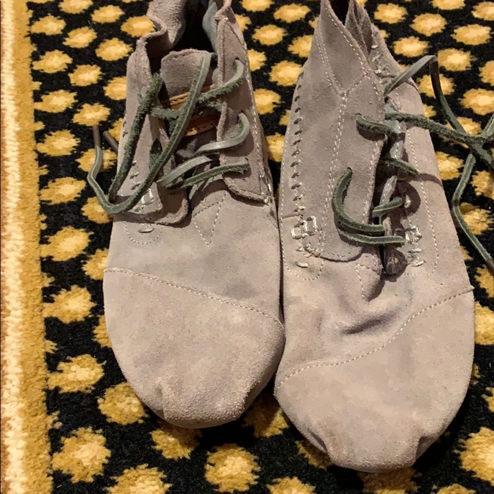 TOMS gray suede tribal boot